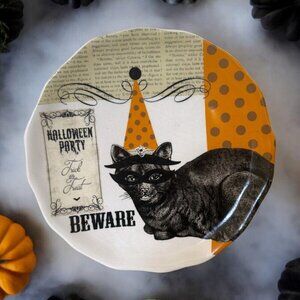 Cat Halloween Party Ceramic Plate Scalloped Edges Trick or Treat Beware 8.25" 🎃